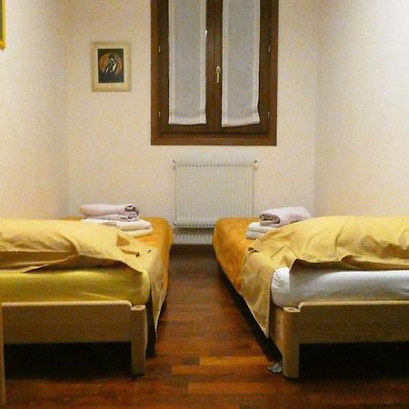 Mamma Mia On Ground Floor With Private Parking Tv-Venice Treviso Buitenkant foto