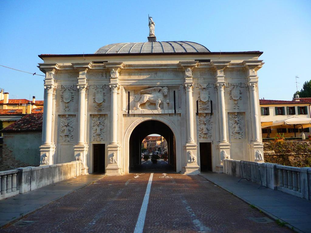 Mamma Mia On Ground Floor With Private Parking Tv-Venice Treviso Buitenkant foto